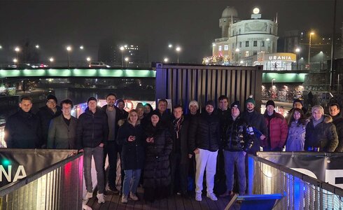 Weihnachtsfeier der OVE Young Engineers Wien am Badeschiff